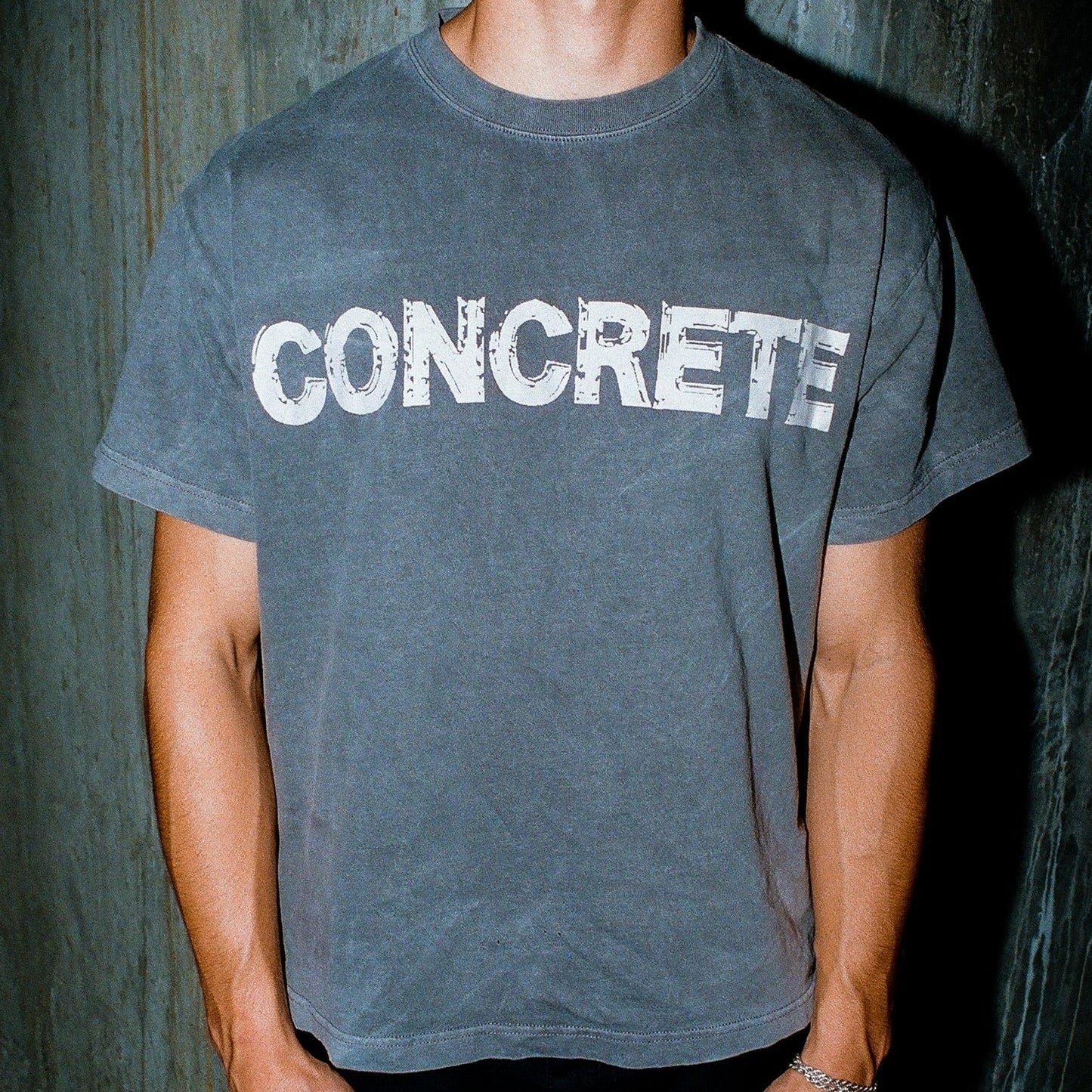 CONCRETE T-SHIRT